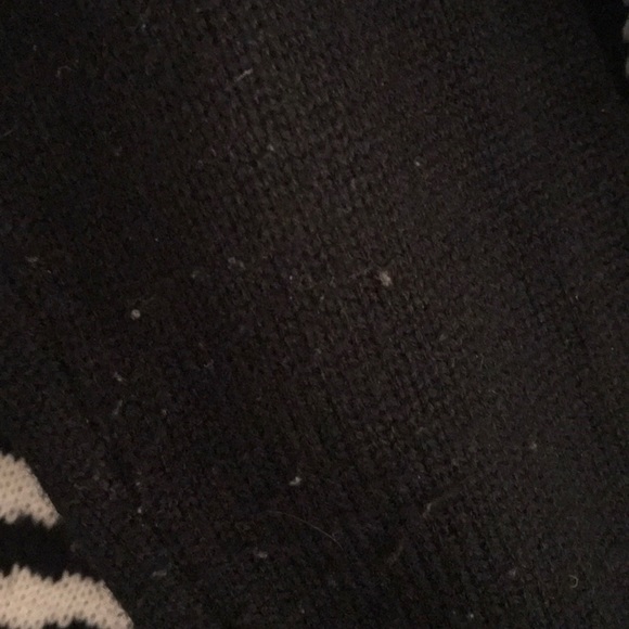 B&W Sweater - Picture 3 of 4
